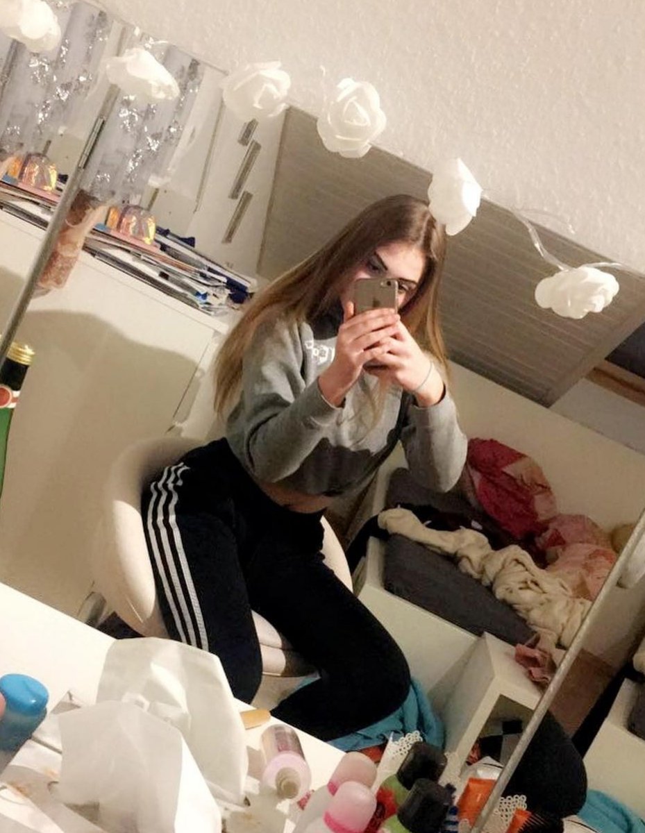 Lara97679773's tweet photo. Wer liked bekommt etwas von mir zurück❤ https://t.co/khq3SzSNm6