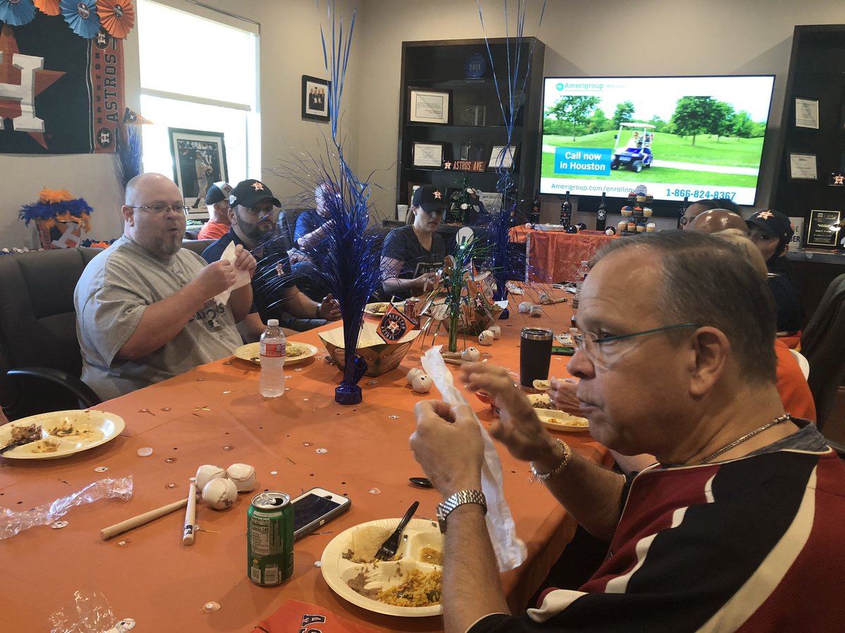 MelCorrea_HOU's tweet image. In an effort to keep employees from calling out “sick,” some offices in #HOU have the #ALDS game on. Studies show that when you include major sports events at work- morale is boosted and employees form stronger, positive bonds with their colleagues! #TakeItBack #khou11 @astros