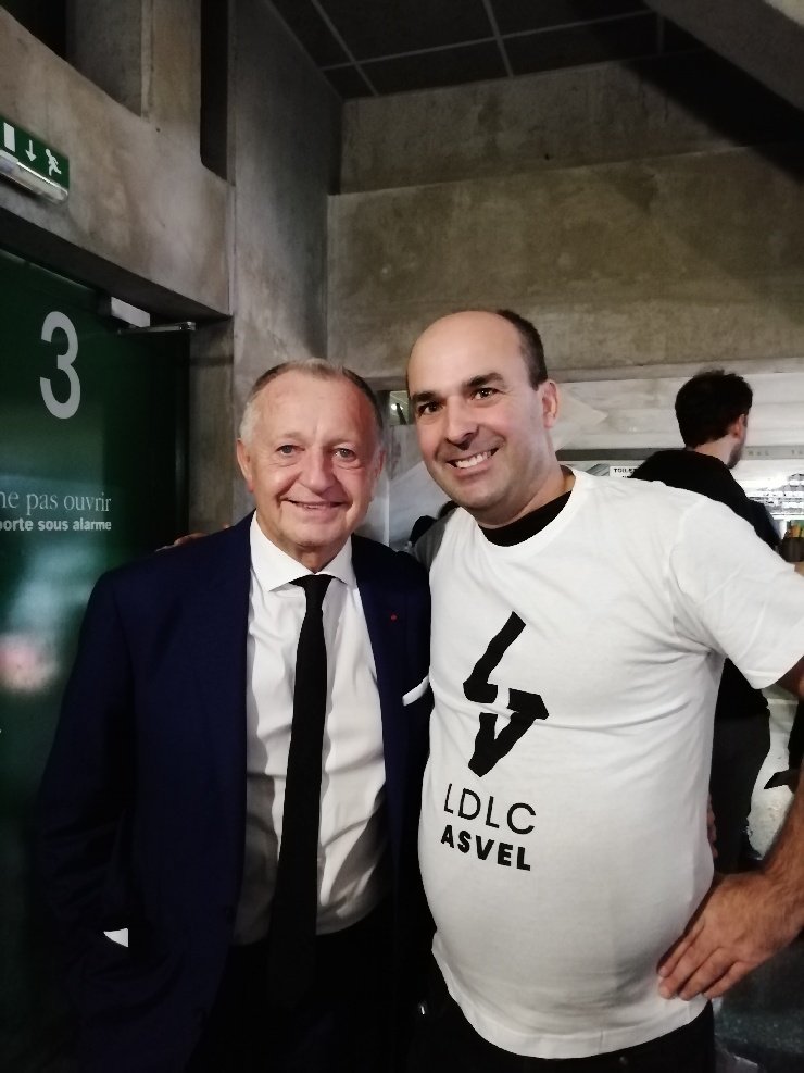 DidierLamure's tweet photo. #ASVOLY allez l asvel et l OL #LDLCASVEL https://t.co/0QOvM4CQRZ