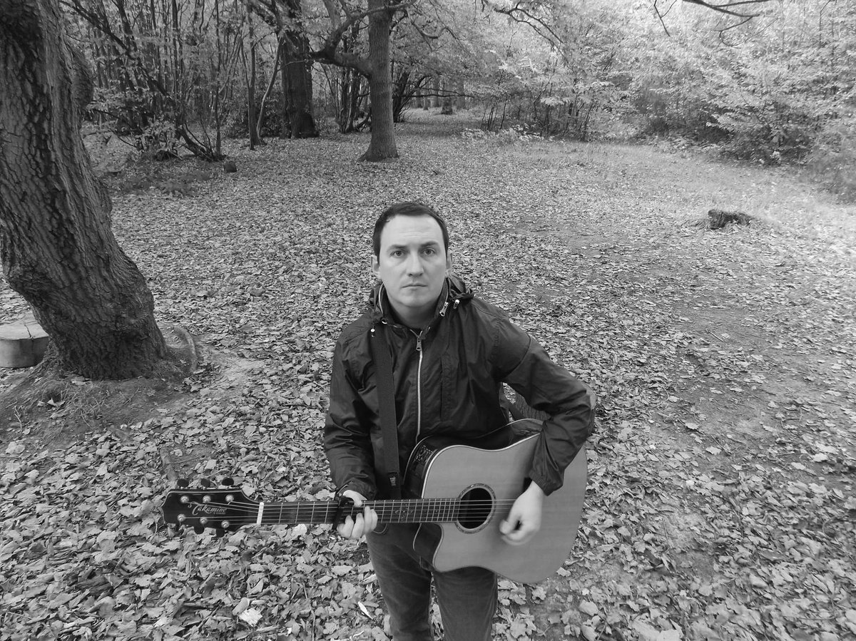 artwillfall's tweet image. Essex singer/songwriter @S_J_Denney has been unveiling his new EP piece by piece this year and now it's finally out in the open. Read all about 'Forgotten Friends' and listen here - smarturl.it/ForgottenFrien… #NewMusicFriday