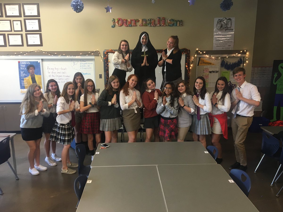 BHS_YB's tweet photo. Primmed and prepped for the game against Catholic High tonight! ⛪️ https://t.co/19iZfevacq