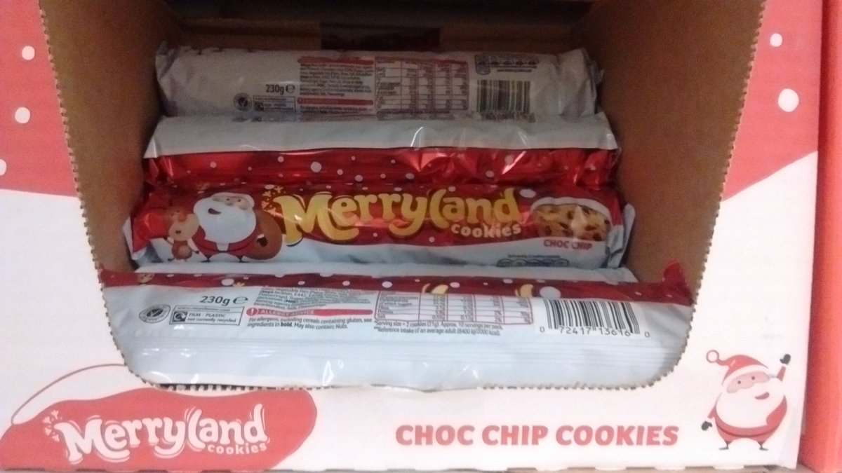 Amritvir's tweet photo. Went to @sainsburys #merrylandcookies #bisuitselectiontin and Halloween @mrkiplingcakes #fiendishfancies
#christmasgifts #christmastoys #candles #biscuittin #bisuits @MarylandCookie #santaclause #fatherchristmas #frenchfancies
@UKChristmasTV @Christmas_UK @underxmastree https://t.co/QPY0JkZU6u