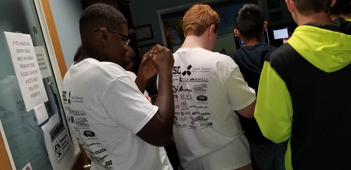 coyotecareerlab's tweet photo. Celebrating Manufacturing Day at FACTS Engineering with Mr. Baker and his awesome engineering students! We toured the facility and learned about automation, circuit board design, and manufacturing and testing PLCs. Thank you FACTS Engineering and #MFD19 Sponsors @TheCoyoteWay https://t.co/GHhwCDc4HU