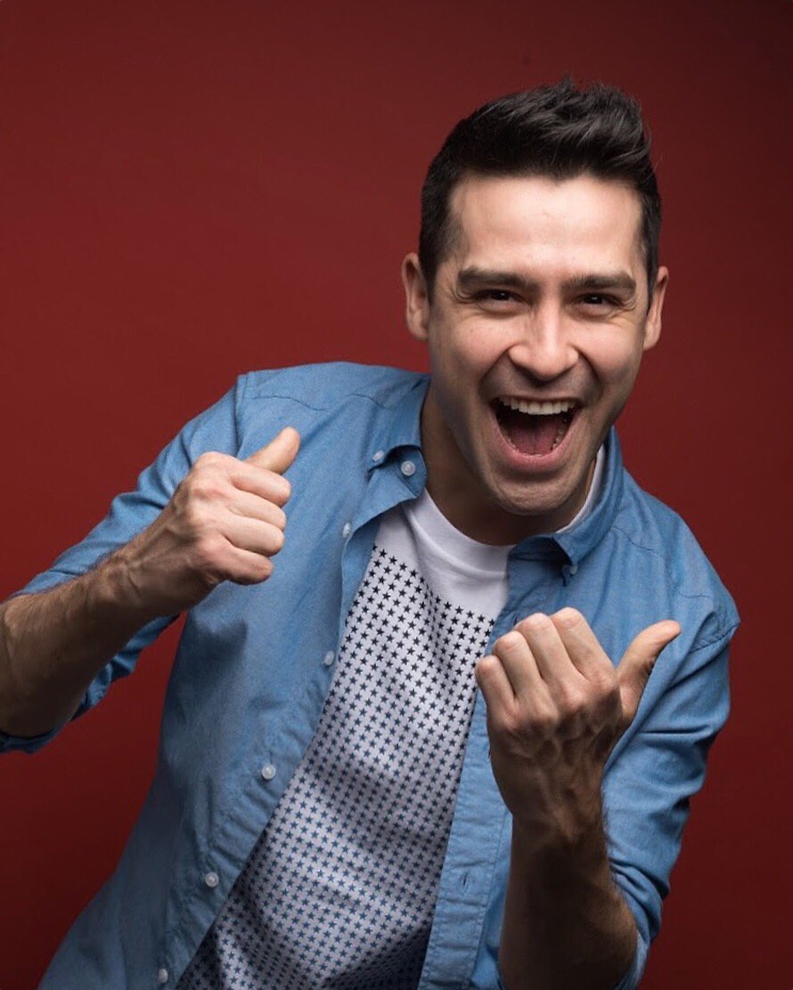 Hoy en el #DíaMundialDeLaSonrisa. 
Si Dios no quería que fueras feliz, no te hubiera dado una hermosa sonrisa. 😁