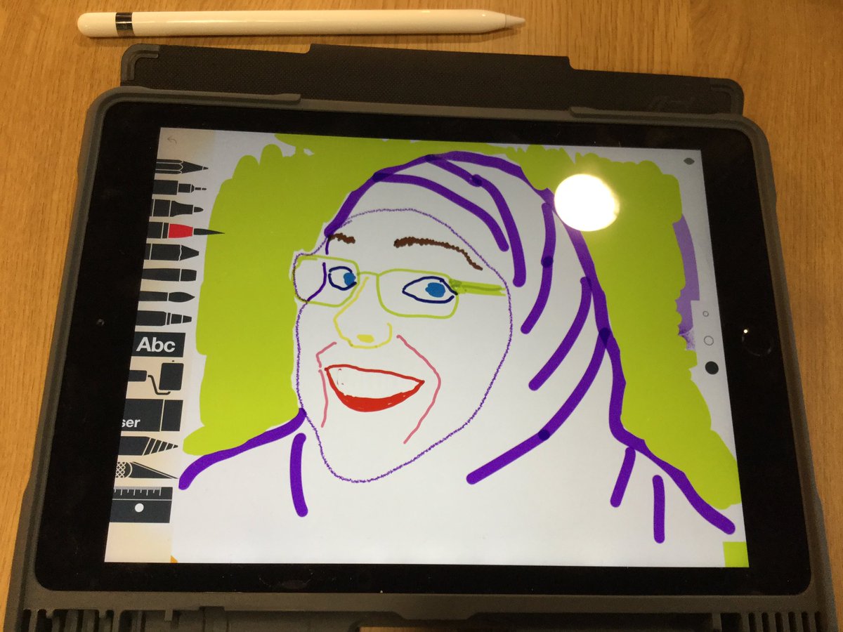 H21Mayat's tweet photo. I have always wanted to do this! Now I know how! 😀😀😀😀😀😀😀😀 #Happyme #TransformEdLive @montgenev #digitaljourney @AppleEDU @TransformTrust THANK YOU! https://t.co/pvMS4Jrzfx