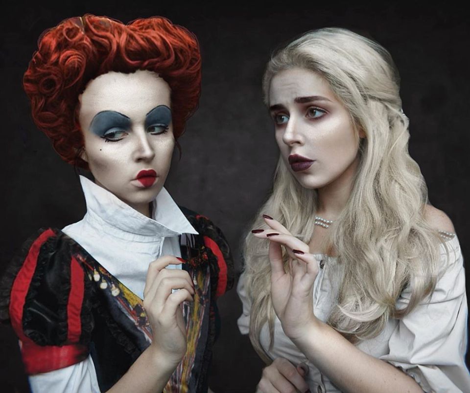 on Twitter "Red Queen or White Queen? credit https