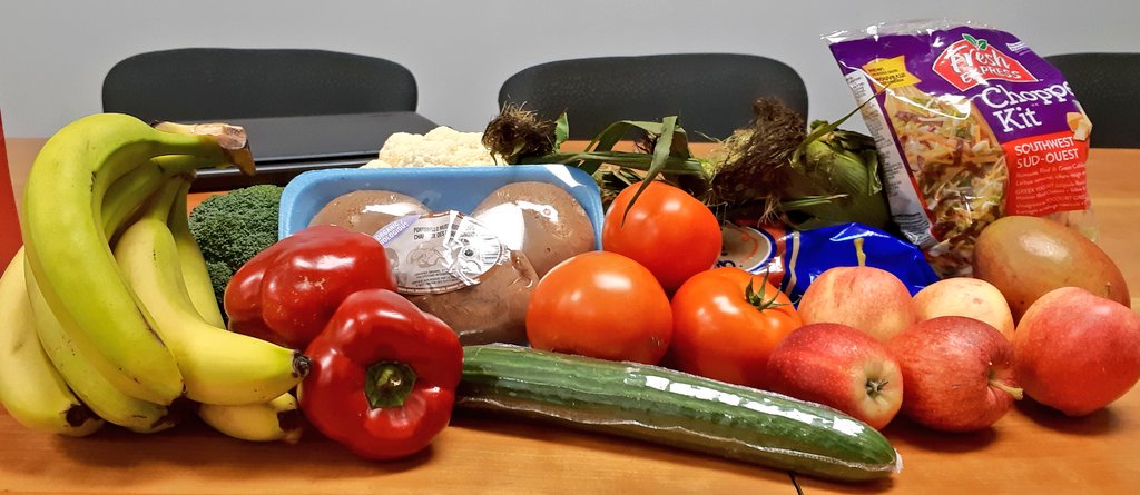 EdenFood4Change's tweet photo. The #FRESHPRODUCEBOX is filled with seasonal goodness this week! Enjoy the lovely selection of delicious fruits and veggies straight from local farmers. Only $25 or $15 for a large or small box
🍄🍅🌽🍌
Order by 4pm on Thursday for Friday pick up: https://t.co/z4uqT3ICX9 https://t.co/y0VgAj4W7V