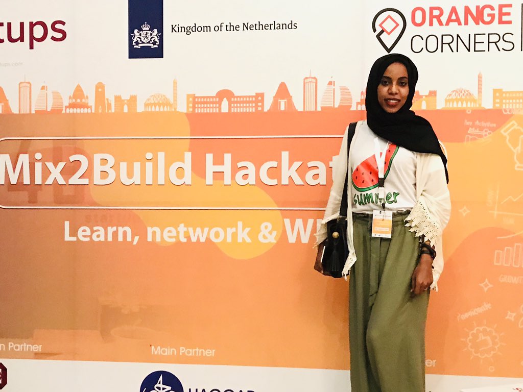 nahoodarbaab's tweet photo. Day 2
#249Startups #Mix2Build #Startups #Innovation #Entrepreneurship #Hackathon #Development #Sudan #Dowa8a https://t.co/VFZDac57oz