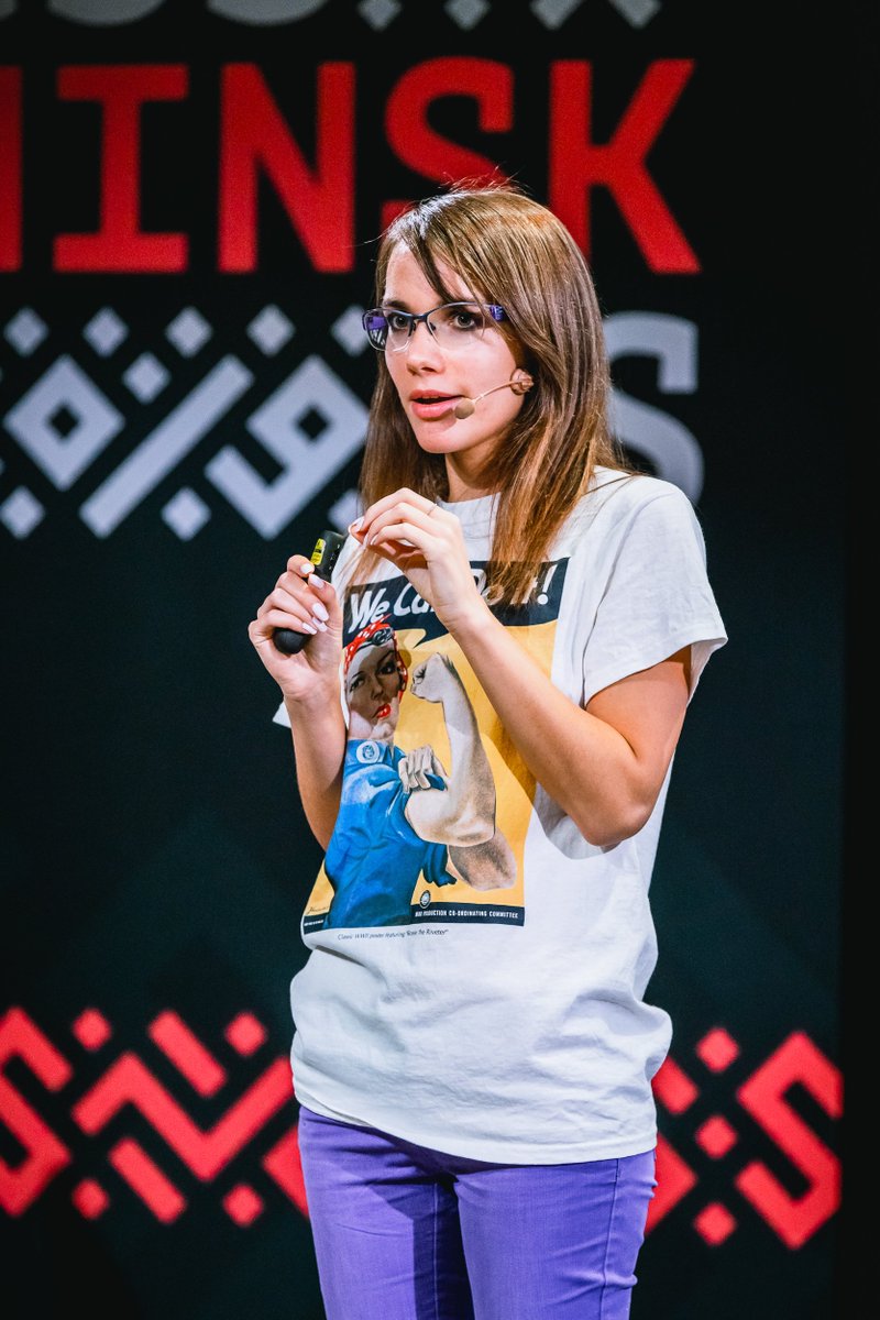 Lik04ka's tweet image. Photos from @CSS_Minsk_JS conference. Look at my hands, I definitely have the blood of Italians =) #CSSMinskJS