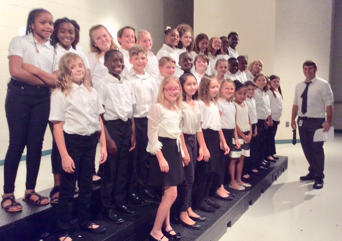 scetigers's tweet photo. The South Conway Elementary Choir had their debut performance at the PTO Meeting! They are directed by our music teacher, Mr. Justin Cox. The performance was awesome!#scetigers#hcselem https://t.co/jMfGv8wPK0