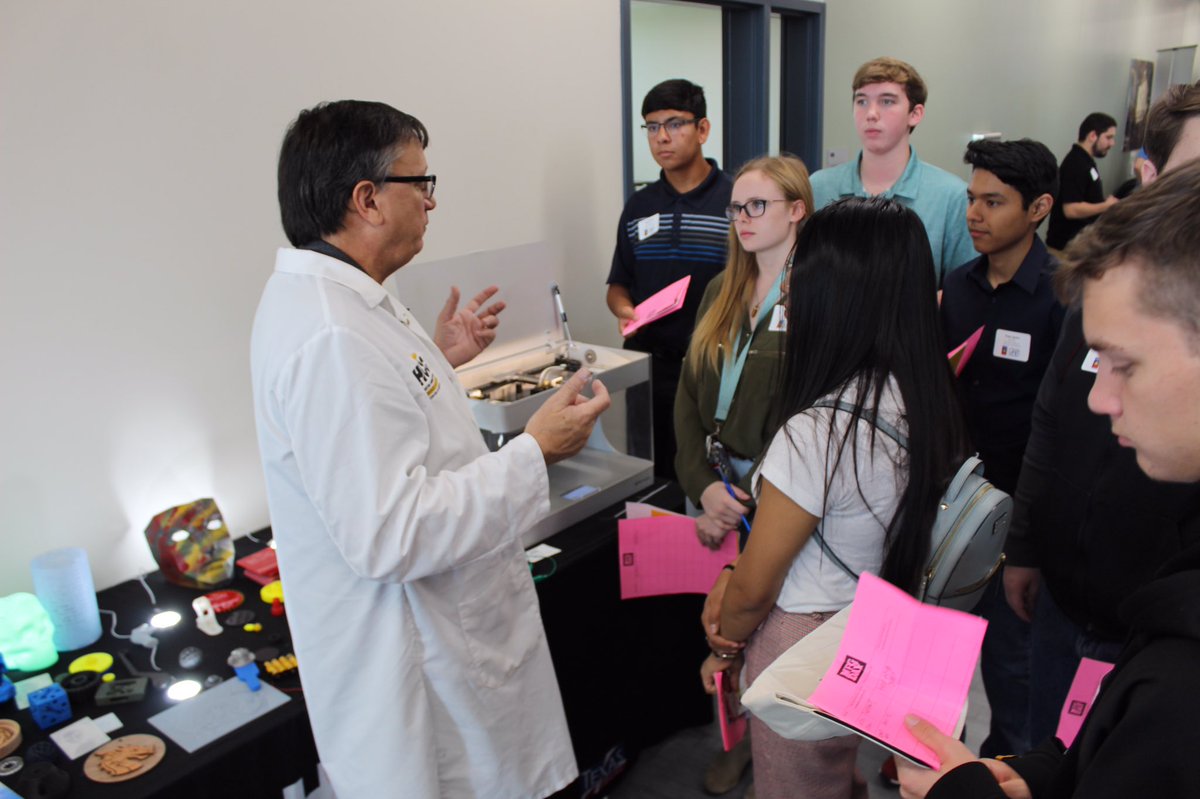 TSTCFortBendCo's tweet photo. TSTC and @CFBChamber were host to nearly 200 high school students and 20 industry partners for #MFGDay19. The event helped increase awareness on #manufacturing as an evolving industry. #engineering #TSTCProud #TSTCtechnicallybetter https://t.co/w0NQwDd1Wz