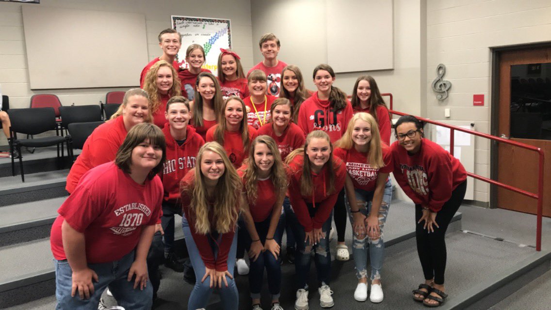Red out in 2nd period choir today. Go Lions!🦁🏈