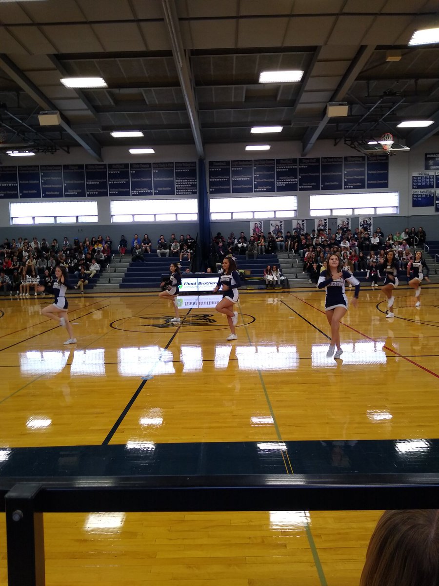 TNichin's tweet photo. @CheerIccp during Homecoming assembly. Great job, ladies! #GoKnights https://t.co/2pPBTViHhX