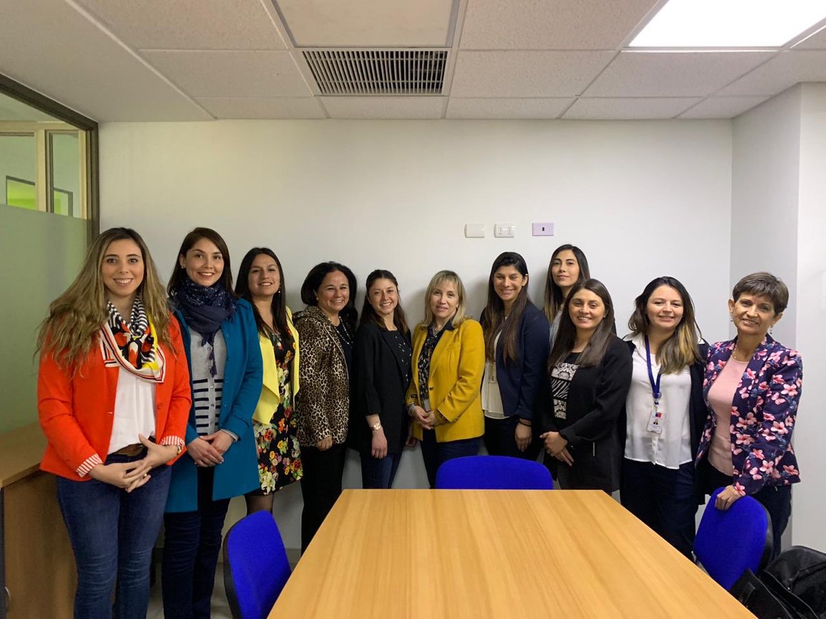 AmaliaSilvaG's tweet photo. Presentación del programa GBPC RNAO y su impacto en Chile en instituciones BPSO de servicios privados,públicos y BPSO Host Académico Universidad de Chile a directora nacional de Enfermería Ana María San Martín.Transformar Enfermería con la evidencia https://t.co/QTxlG31Dcc
