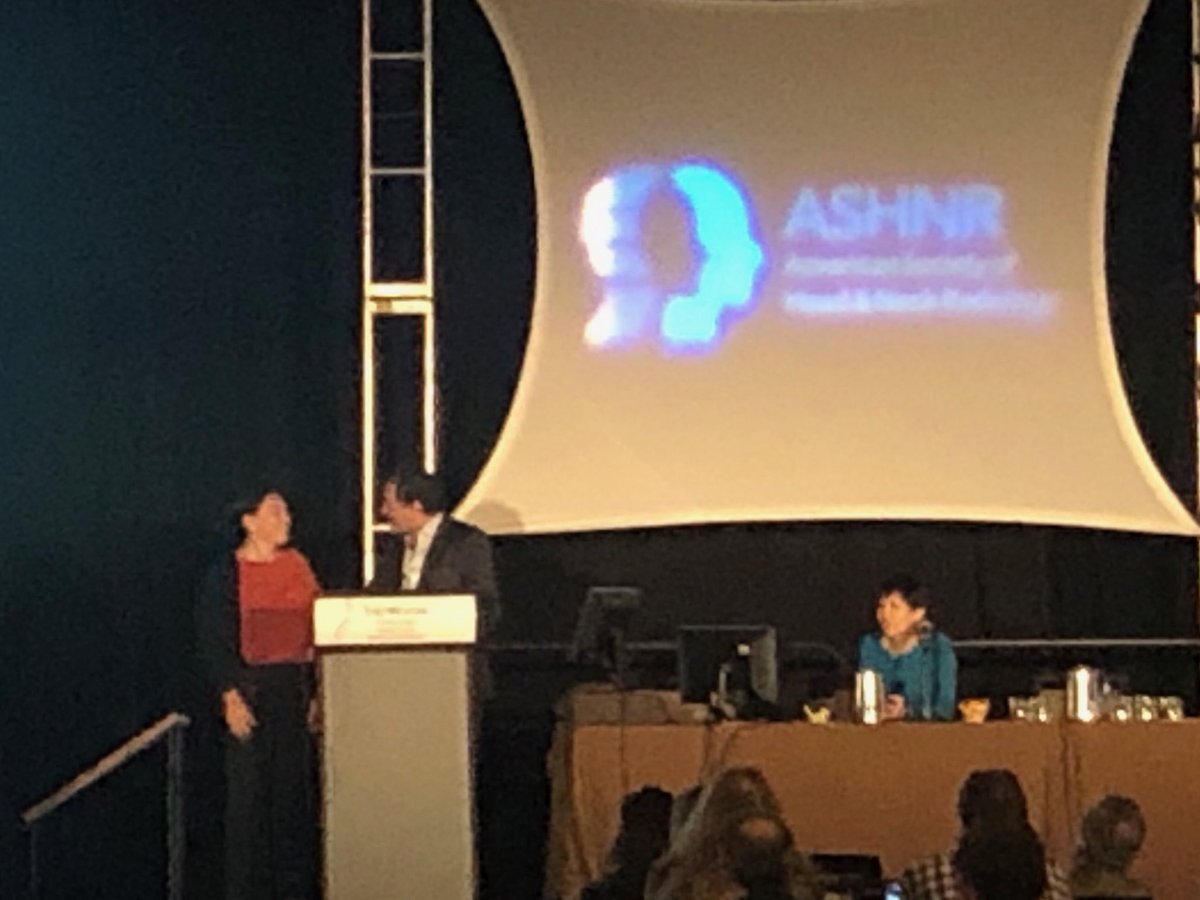 ⁦Congrats to ⁦<a href="/CynXinWu/">Cynthia Xin Wu</a>⁩ for winning the #Hanafee grant at #ASHNR19! Great presentation by ⁦<a href="/mailanho/">Mai-Lan Ho</a>⁩, last year’s recipient!  ⁦@EmoryRadiology⁩ ⁦<a href="/EmoryNeurorads/">Emory Neuroradiology</a>⁩ ⁦<a href="/ENThawk/">Ashley Aiken</a>⁩ #EmoryRadiology #headneckrad