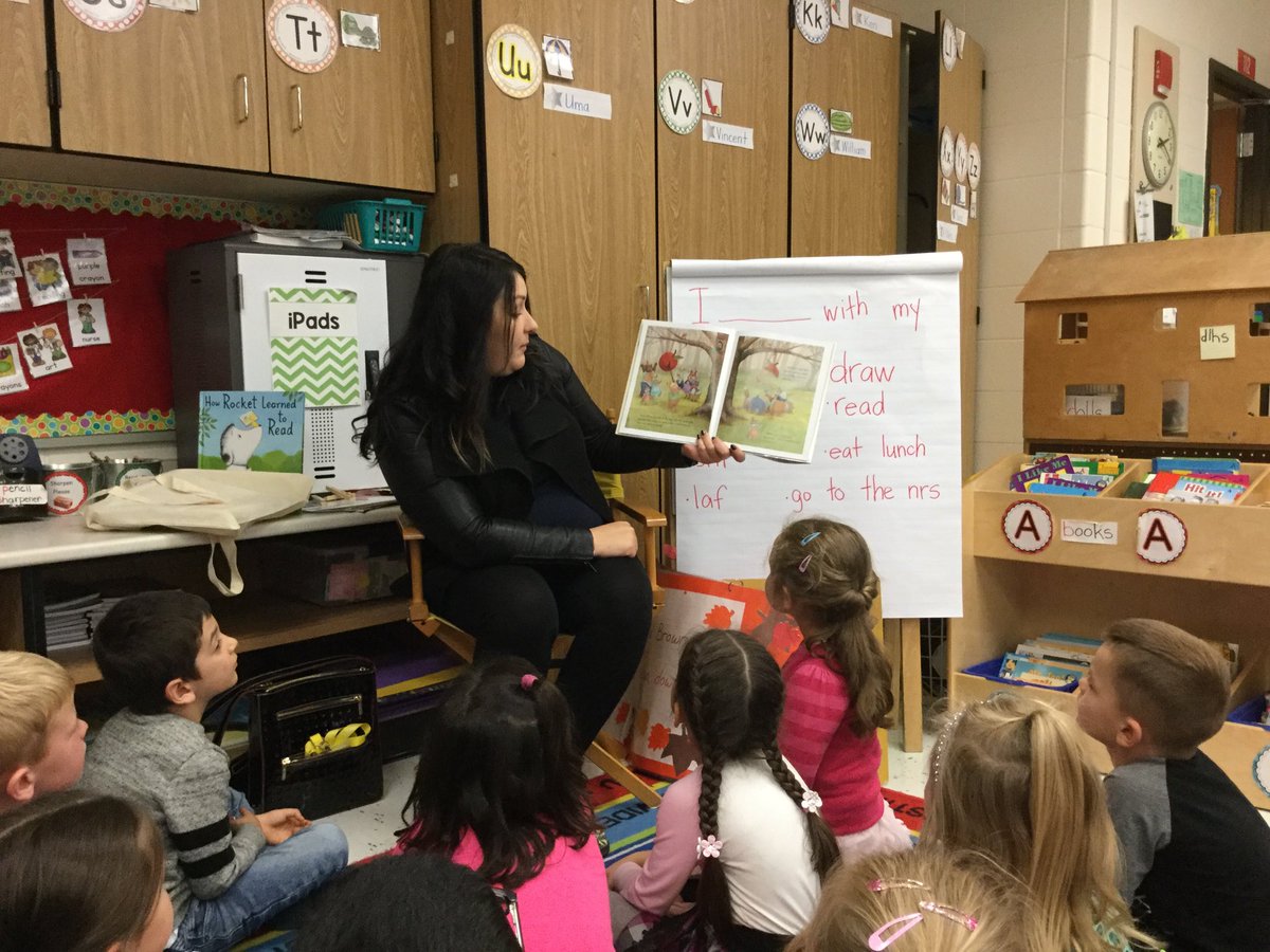CarneyKinders's tweet photo. We love our Mystery Readers! ❤️ https://t.co/X3ZFijwThF