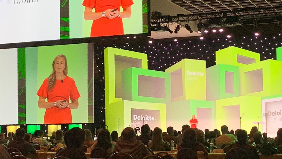 DeloitteDigital's tweet photo. This room is huge! But it’s not stopping @AmeliaDunlop1 from breaking down the human experience quotient at #ANAmasters 💥 https://t.co/zuAFe2g3Ms