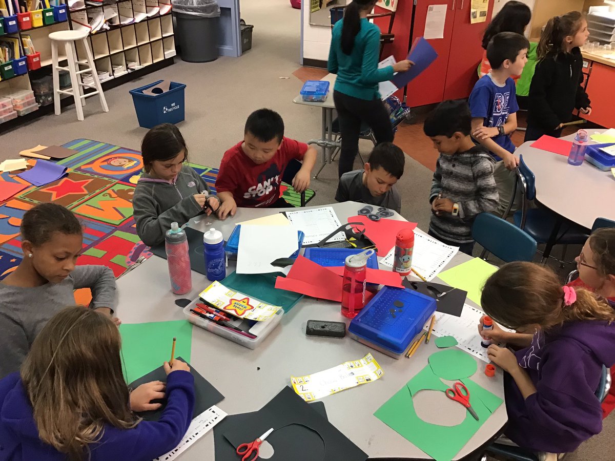 mrsmarulli's tweet photo. Working with our buddies! @azarewych @HamiltonHawks82 https://t.co/ZluqTj3Cbr