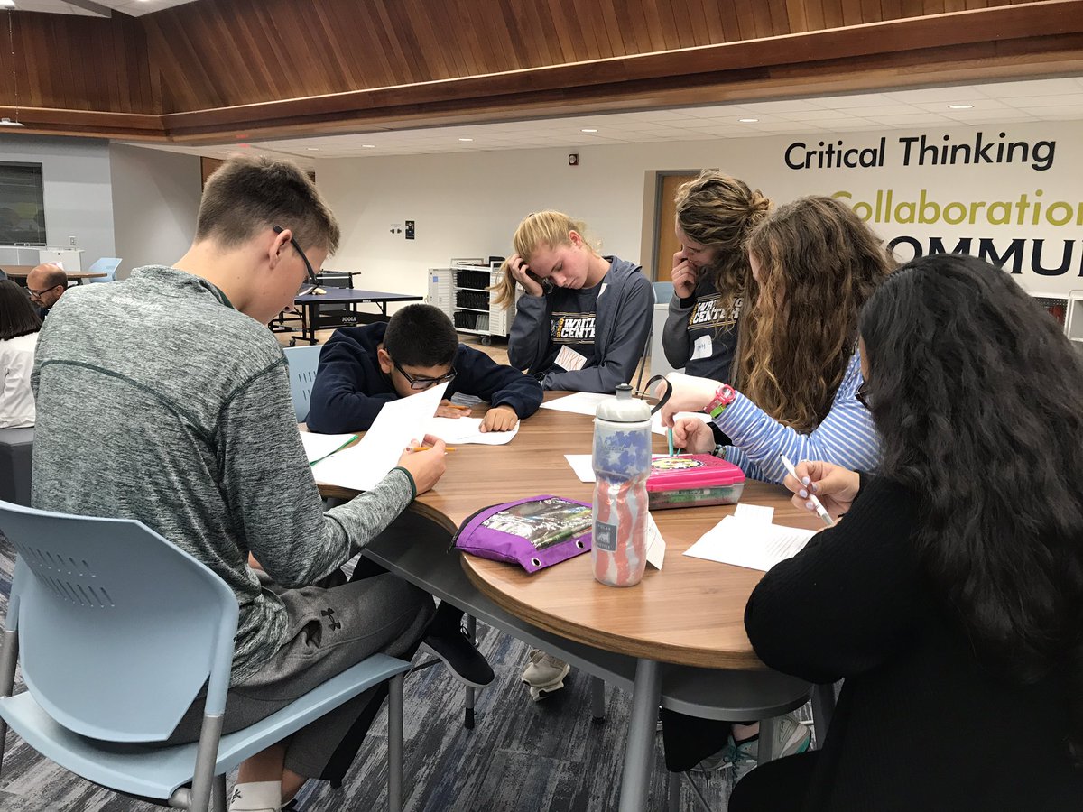 Watching <a href="/SHSWritingCTR/">SHS Writing Center</a> students train new consultants at Saline Middle School today was such a treat! We’re so excited to see what is in store for the SMS Writing Center❤️✏️ #sascompass #shslearn #wc2p <a href="/SchickTracy/">Tracy Schick</a> <a href="/hensleym_/">Mrs. Hensley</a> <a href="/TheSpinac/">Mr. Spina</a> @MrAustinA2 <a href="/JenDenzin/">Jen Denzin</a>