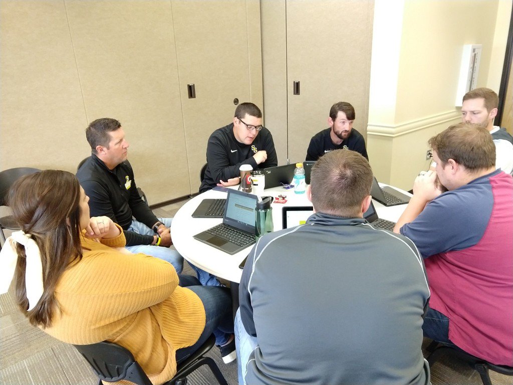 SandSpringsPS's tweet photo. Sand Springs Social Studies teachers met today for collaboration, planning and student success! Great team and great discussion. Thanks to everyone there. #edsandite https://t.co/hsJGe13Vvj