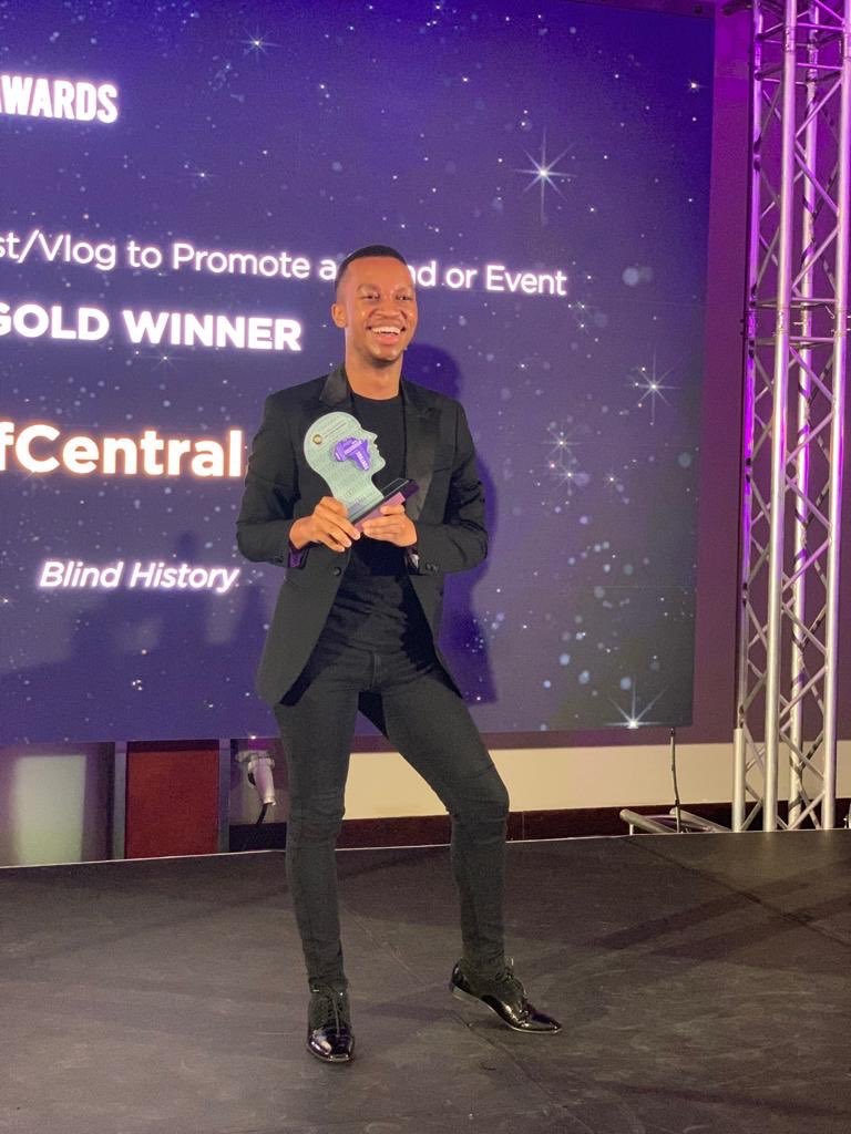 NewGeneration_0's tweet photo. Best use of Podcast/Vlog to Promote a brand or event goes to: @HoolaModern (bronze), Vizeum SA (silver) and @CliffCentralCom takes the GOLD 😎 #NewGenAwards https://t.co/Z8CLfjiX5k