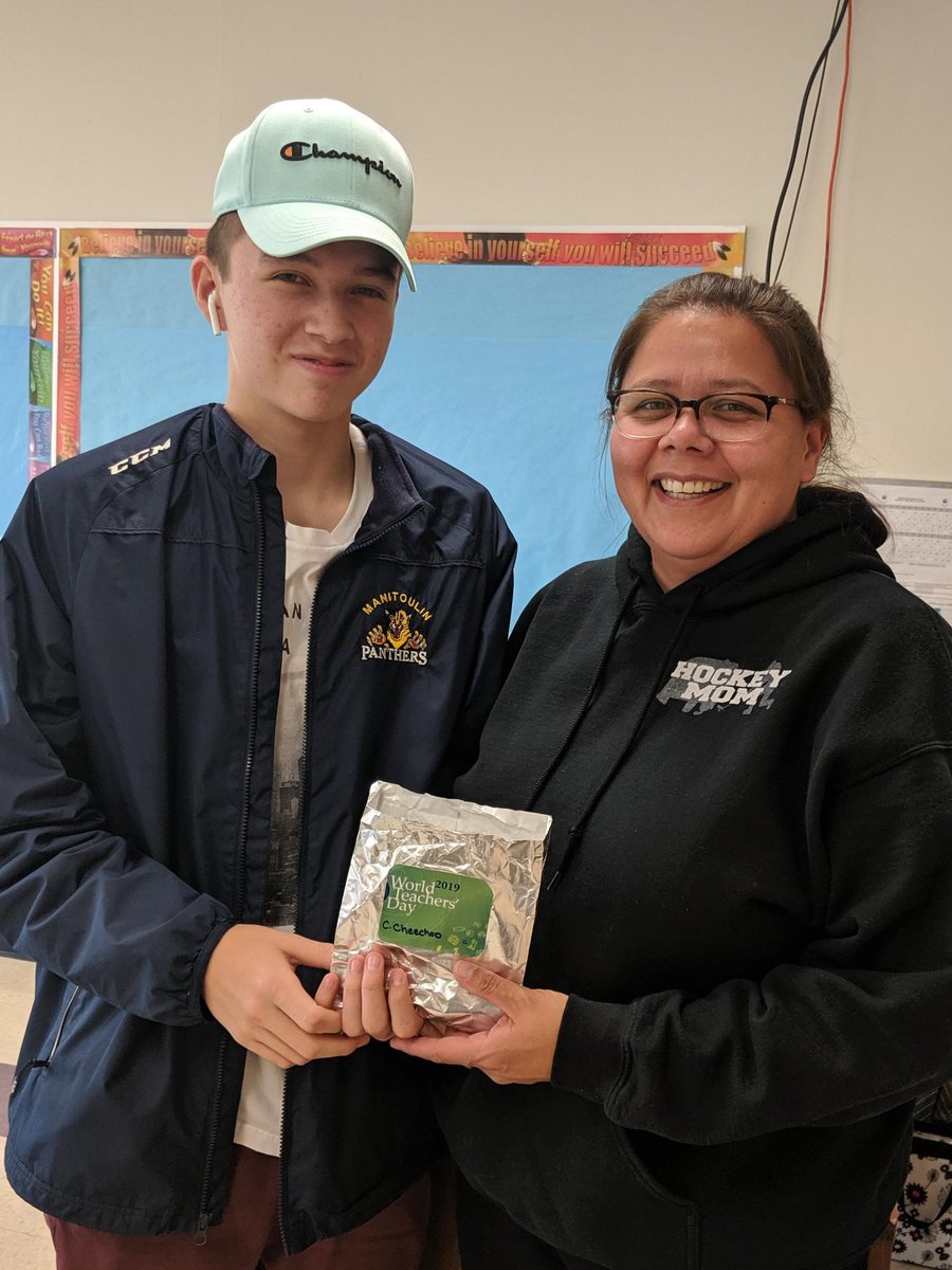 WikyBoardEd's tweet photo. We appreciate, encourage and support all our educators! #WorldTeachersDay #WBErocks #wut #firstnationseducation https://t.co/9pA21EoGHB