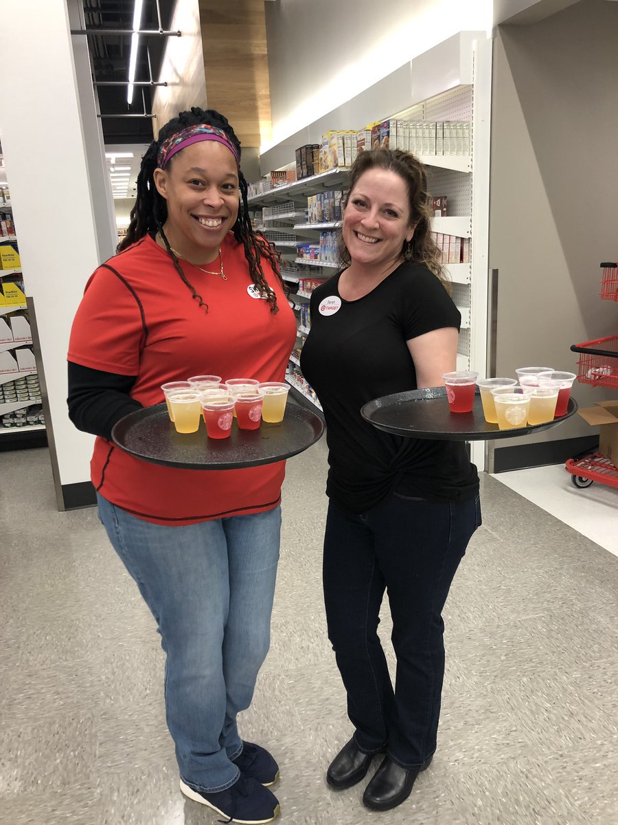 Amy Sullivan (@aim4thetarget) on Twitter photo A day in the life of a Starbucks Barista-in-training!! Baristas Shay and Sarah are showing off their skills with some iced tea lemonade samples for the team 🍹🍋🤗 <a href="/DaronHolloway28/">Daron Holloway</a> A day in the life of a Starbucks Barista-in-training!! Baristas Shay and Sarah are showing off their skills with some iced tea lemonade samples for the team 🍹🍋🤗 <a href="/DaronHolloway28/">Daron Holloway</a>