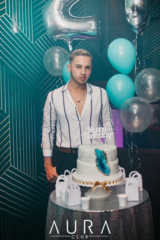 auraclubmaya's tweet photo. 💥📷NEW PICS FROM SEPT. 14TH ARE UP ON OUR FACEBOOK PAGE‼️ Go LIKE & SHARE‼️ NOS VEMOS ESTE SÁBADO‼️📍9PM 💃🏼🍸🍹 #AuraClub #BestClubInTown #VIPBirthdays https://t.co/5P9DRLchQ5