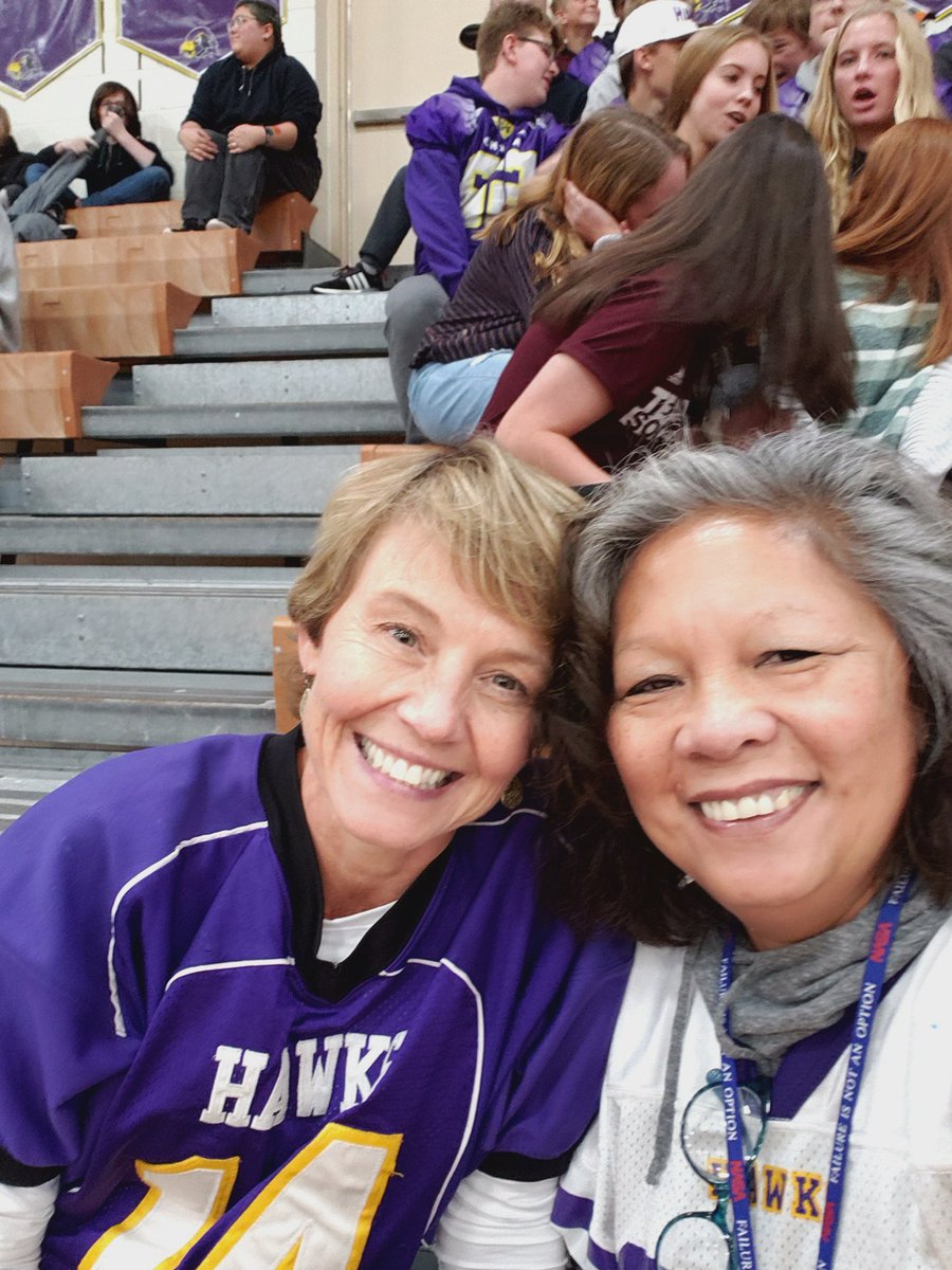 FrickleFricke's tweet photo. Great Homecoming Pepfest! #SoarHawks #ECCSInspire https://t.co/DYfQTozELN