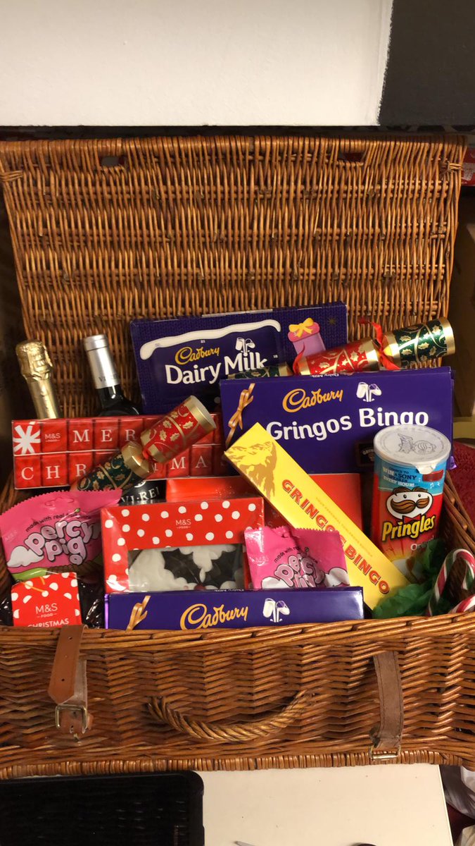 Who wants to win our Gringos Christmas Giveaway?🍫🎄