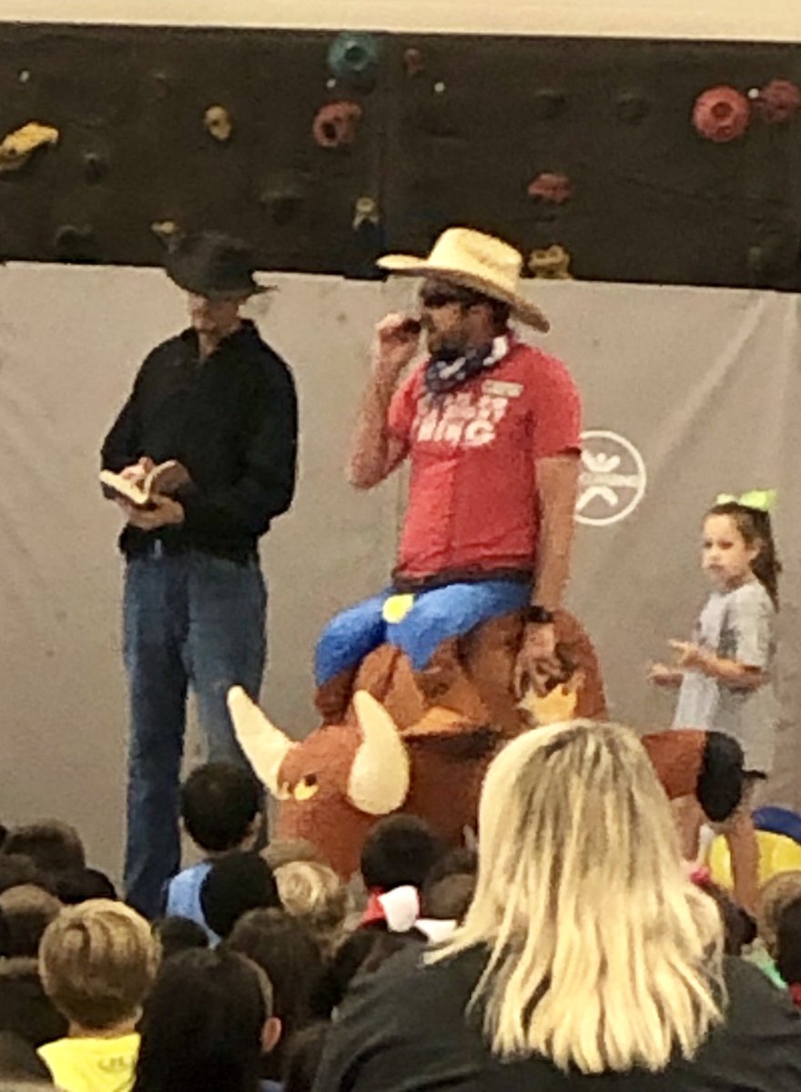 Can your Principal ride a bull and sing at the same time? Mine can! Stellar job, <a href="/stevenhelmick/">Steven Helmick</a> ! The kids loved it! So fun! 
#RobertsRocks 
#KidsDeserveIt