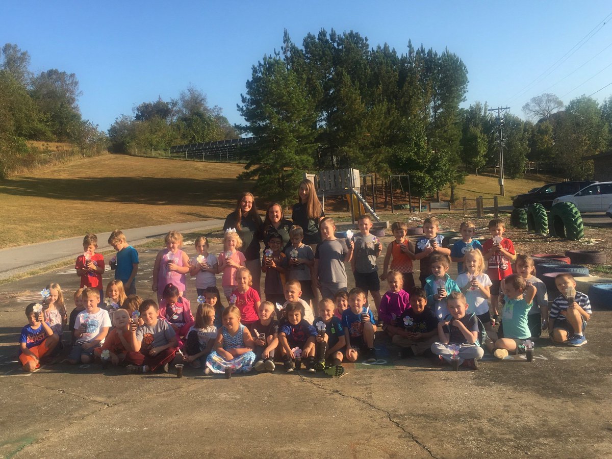 Thanks Mr. Murray and the young ladies from CDHS FFA for helping our first grade learn more about plant life cycles. <a href="/MrsShellySmith/">Shelly W Smith</a> <a href="/GreeneCoSch/">Greene Co TN Schools</a> <a href="/ChaseMurray3/">Chase Murray</a>