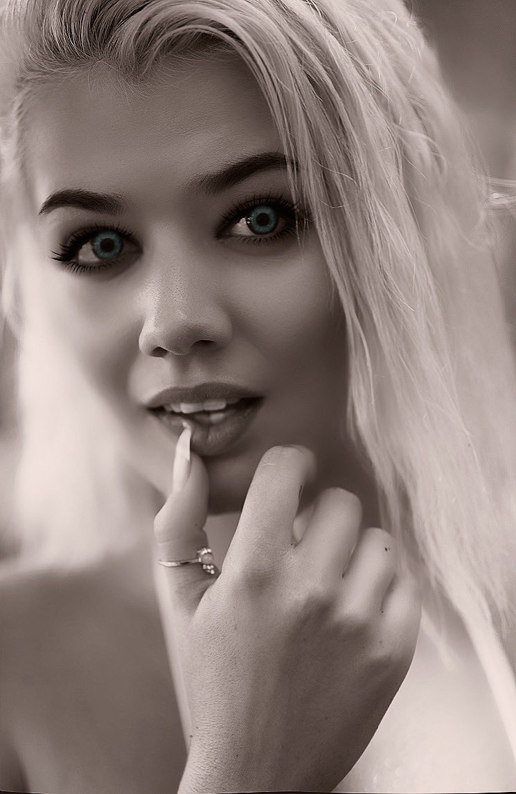 BellaMaeModel tweet picture
