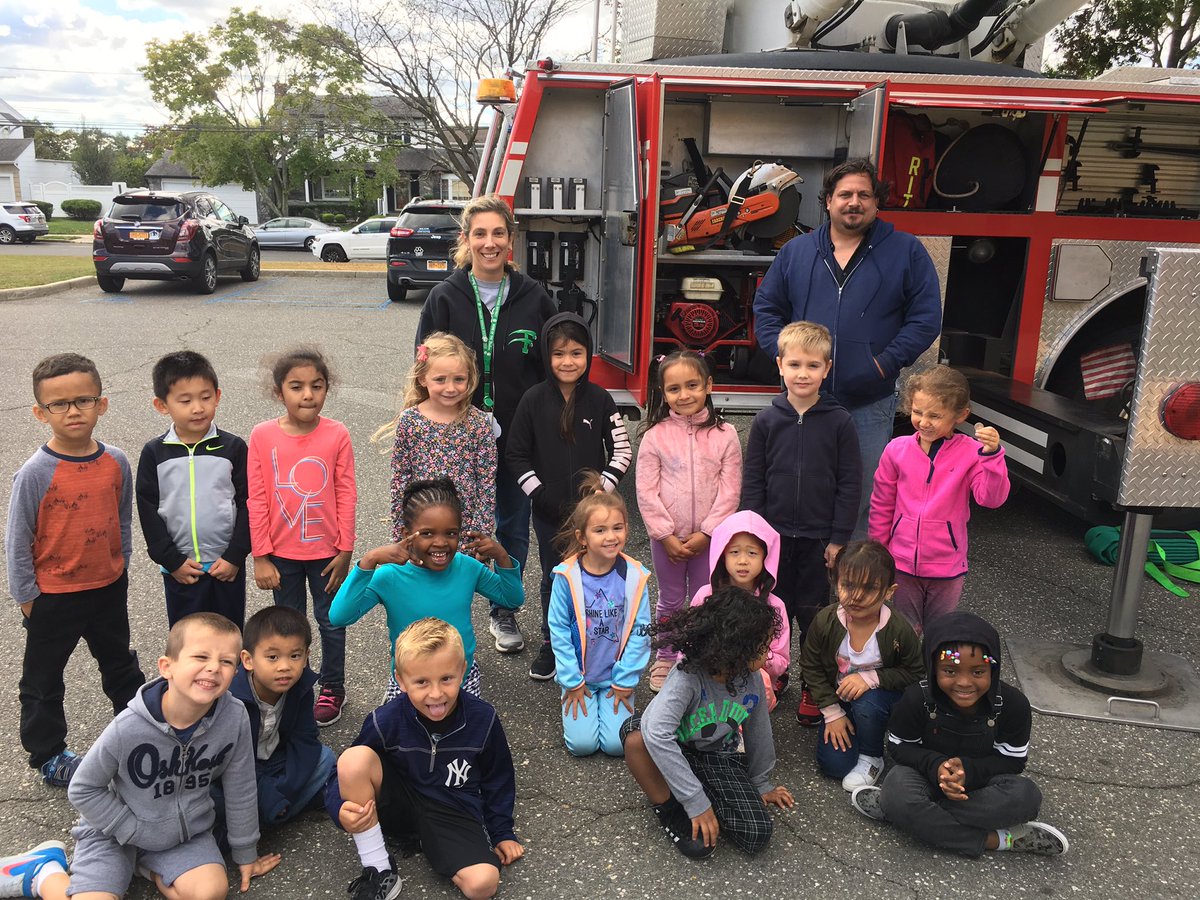 Krista Mondello tweet media