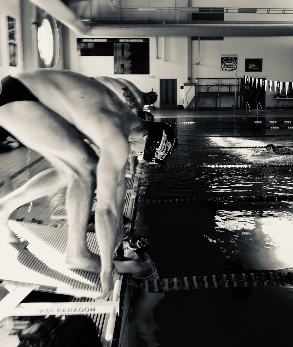 CoachKemnitz's tweet photo. #RISE @LWCSwimming https://t.co/LjWDZSZAKc