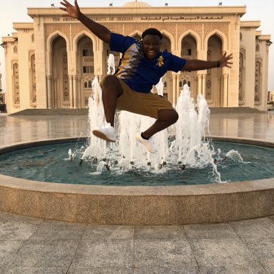 terenceithurman's tweet photo. #NewProfilePic
I’m currently studying abroad at the American University of Sharjah in the U.A.E https://t.co/CgG3JWTkqa