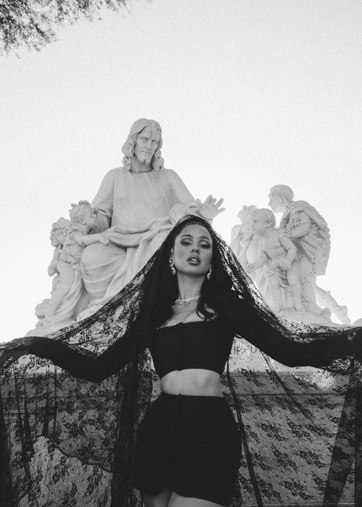 alexafiles's tweet photo. Alexa Demie for Galore https://t.co/EFh2F9w90J