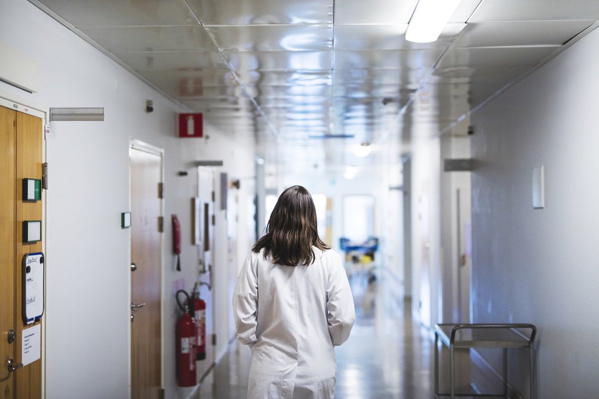 Interesting article <a href="/AAMCtoday/">AAMC</a> about why many women physicians leave medicine or go part-time shortly after completing their residencies bit.ly/2mZvzQ2