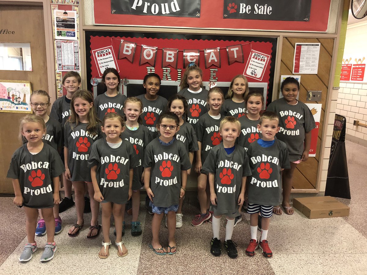 Congratulations to our Bobcat Proud Award recipients this month! #bobcatproud <a href="/KDaneyBGCS/">Kathleen Daney</a> @francis_scruci