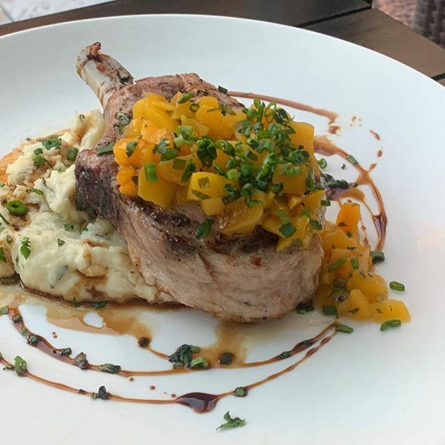 citizenkitcheoc's tweet photo. Because it’s Friday!!🙌🔥#PorkChop 
#CitizenKitchen #DineOC #OCFoodies #Yum #Eater #EaterLA #Zagat #Huffposttaste #OrangeCounty https://t.co/uFYFmyEuGE https://t.co/yhTt3u2cN7