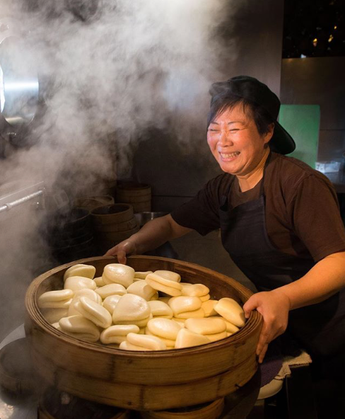 PonsonbyCentral's tweet photo. Now that's how you steam a bao bun. 
Make sure you order a round and enough for everyone.
.
#nosharesies #porkbellybao #thebluebreezeinn https://t.co/2XIOond6KJ