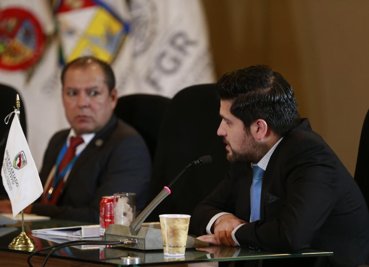 .<a href="/DavidPreze/">Dr. David Pérez-Esparza</a>, titular del #CNI-SENSP, destacó la importancia de la implementación del Informe Policial Homologado #IPH 2019, así como el Registro Nacional de Detenciones, el uso de la fuerza, y el IPH móvil.