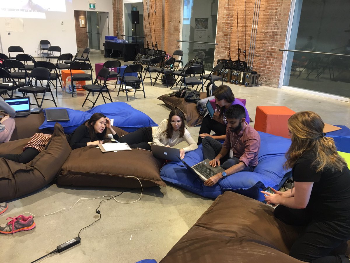 ChezMMarcel's tweet photo. Social media strategizing is hard work! Young minds putting their heads together on communicating #digitalcitizenship
 #youthvoice #thinkdigitalfutures 
https://t.co/agzW3Utic4 https://t.co/8k8CVHrUgR