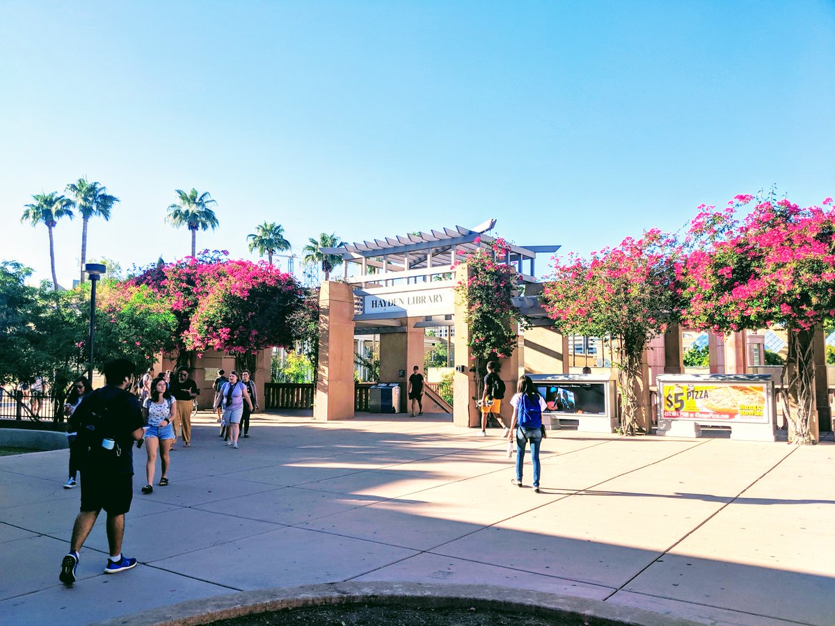 ASUSRVP's tweet image. #Fall is here at #HaydenLibrary! Well, at least Arizona fall… #fallstagram #photooftheday #sundevilmvp #asu