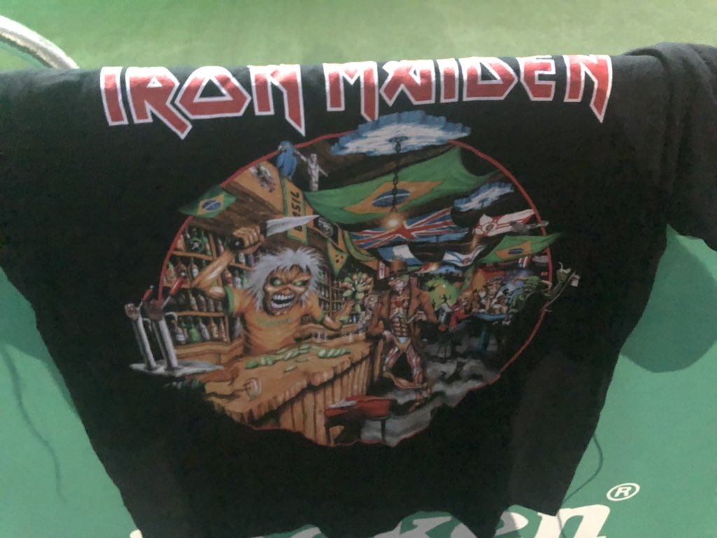 hashiyamamaiden's tweet photo. MAIDENのLegacy of the Beastブラジル版、1枚だけ購入!バックプリントもあるよ
#Rockinrio
#Blazil
#ロックインリオ
#ブラジル https://t.co/MYU3F63oOg
