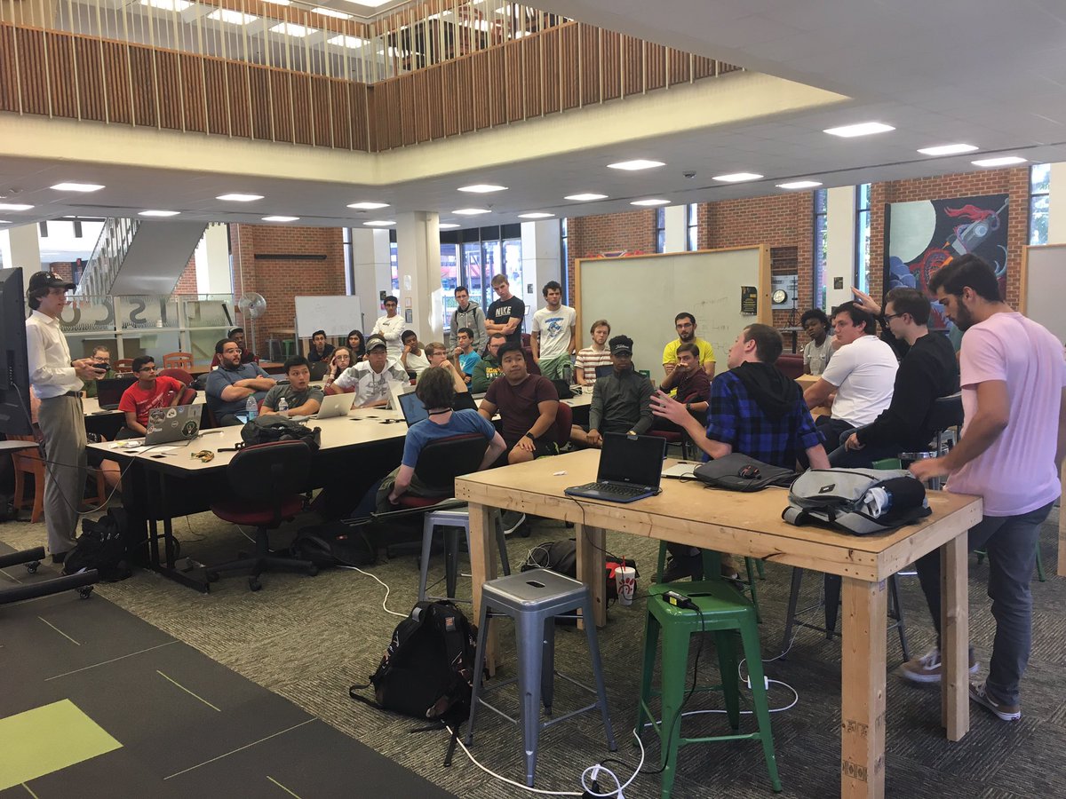 HypernovaSolar's tweet image. Another amazing meeting! This time we had 37 members come to our weekly meeting. We have are making a lot of progress and have some exciting news coming soon!