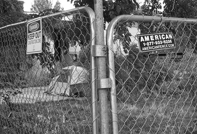 RayDavidPhoto's tweet image. What would you do? What would you do if you woke up from a dream where you were homeless, only to realize it wasn't a dream? Where would you sleep? What would you eat? Where would you bath? How would you accomplish the basic needs of life that the rest o… bit.ly/31Ohl3N