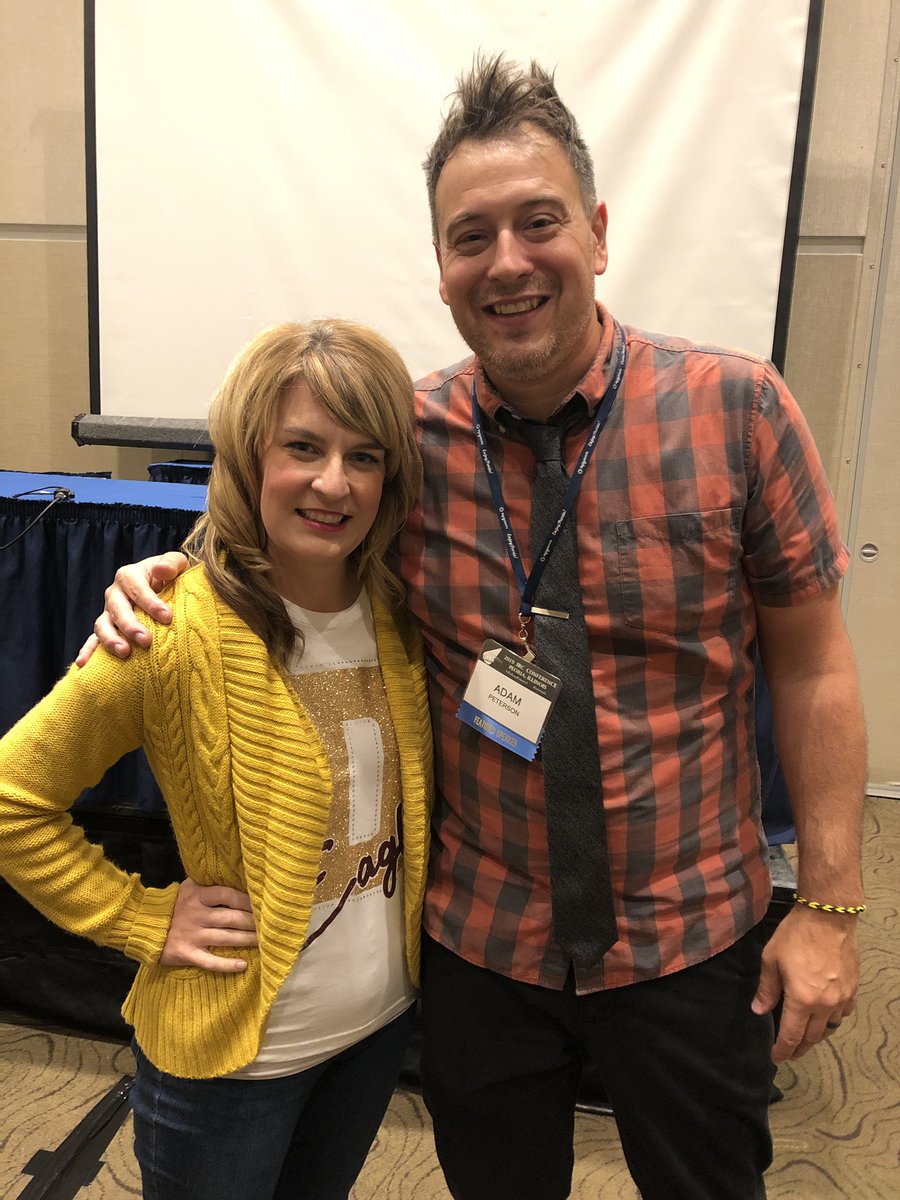 AdamPetersonEdu's tweet photo. When you’re presenting and there’s a fellow DBC 🏴☠️ author in your audience! So nice to meet you @mandyeellis and chat with you!!! @burgessdave #teacherauthors #illinoisteachersrock #illinoisreadingconference… https://t.co/e2xzNgat2e