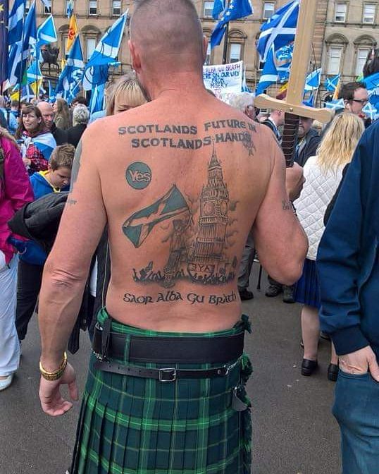 OnlyGod85908339's tweet photo. #AUOBEdinburgh 🏴 #StillYes #TheUnionIsDead #ForeverFree #ForeverScotland #Indyref2 #Yes2 https://t.co/NHYRsNc1KX