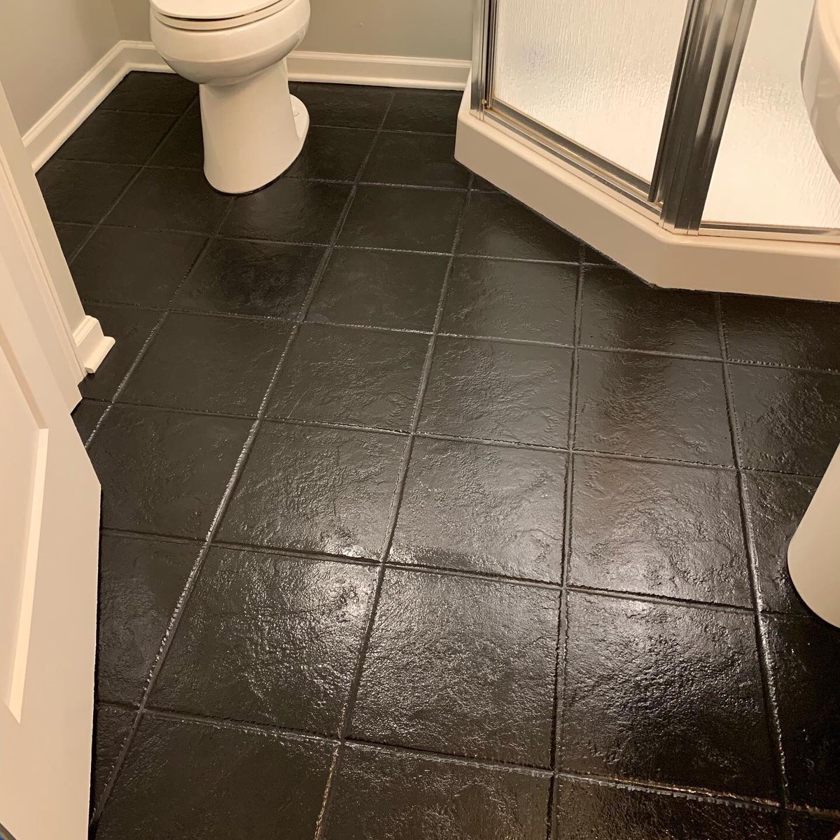 The Paint Bungalow On Twitter And This Bathroom Floor Is A Wrap